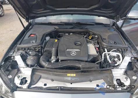 2019 Mercedes-Benz E 300 4Matic from USA, damaged, VIN WDDZF4KB1KA643178